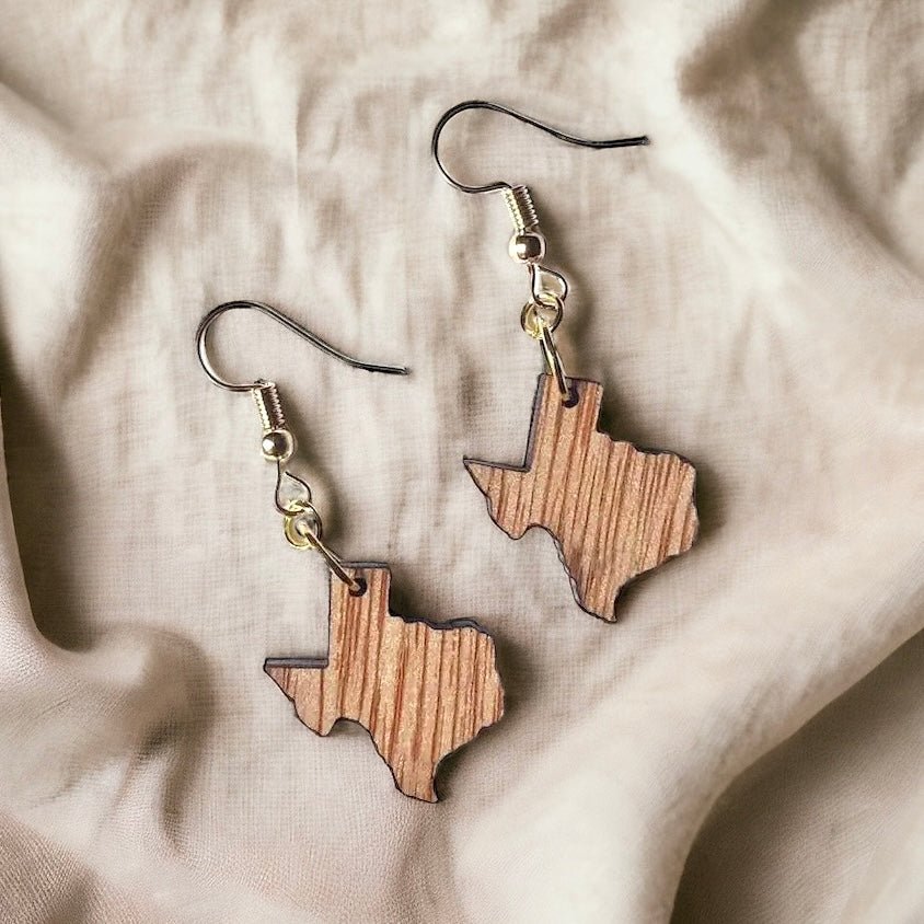 Wooden Texas Dangle Earrings - Hoot - n - Annie Pecan Company